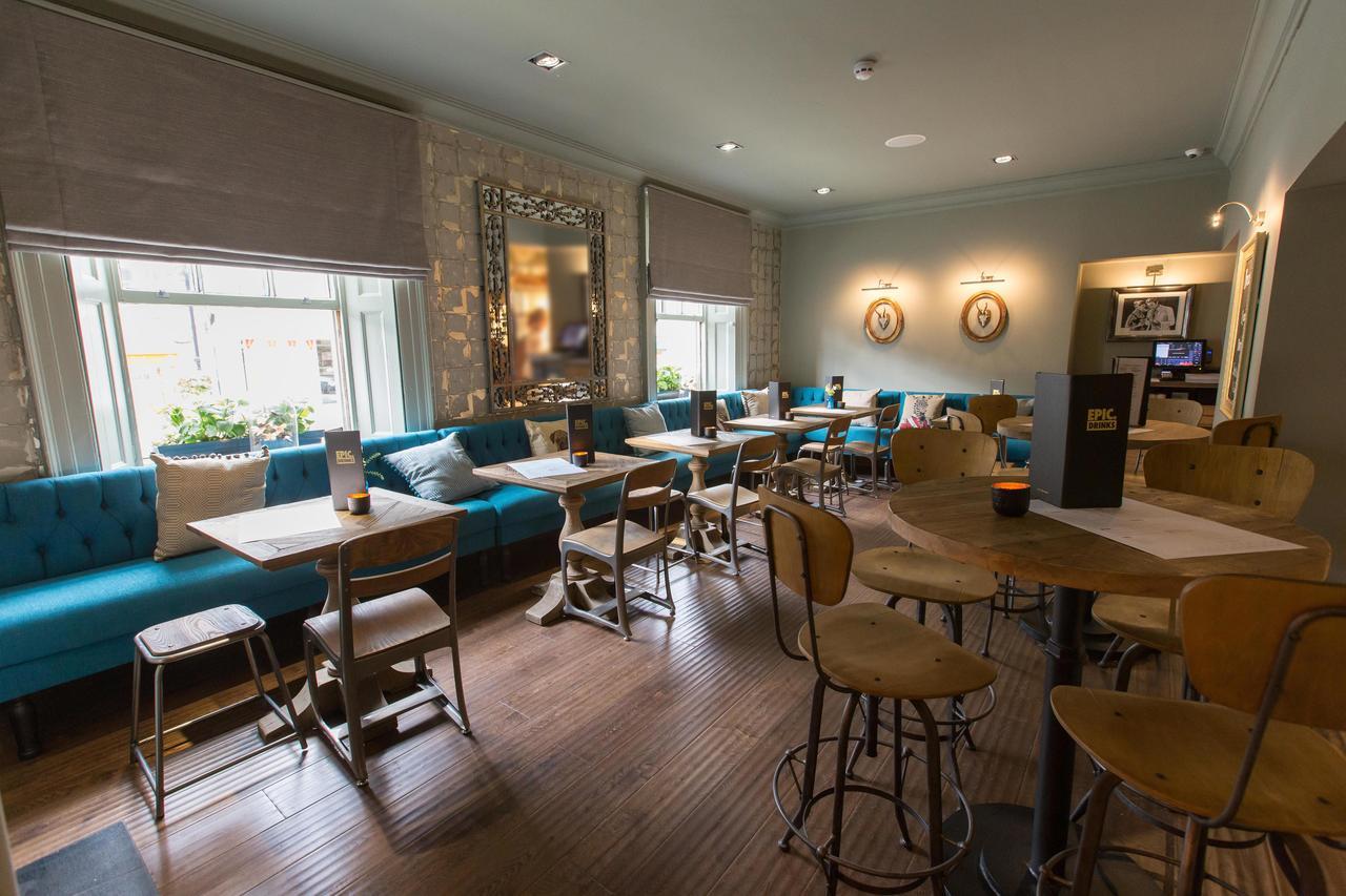 Bed and Breakfast Mill Street Pub & Kitchen Оакхам Экстерьер фото