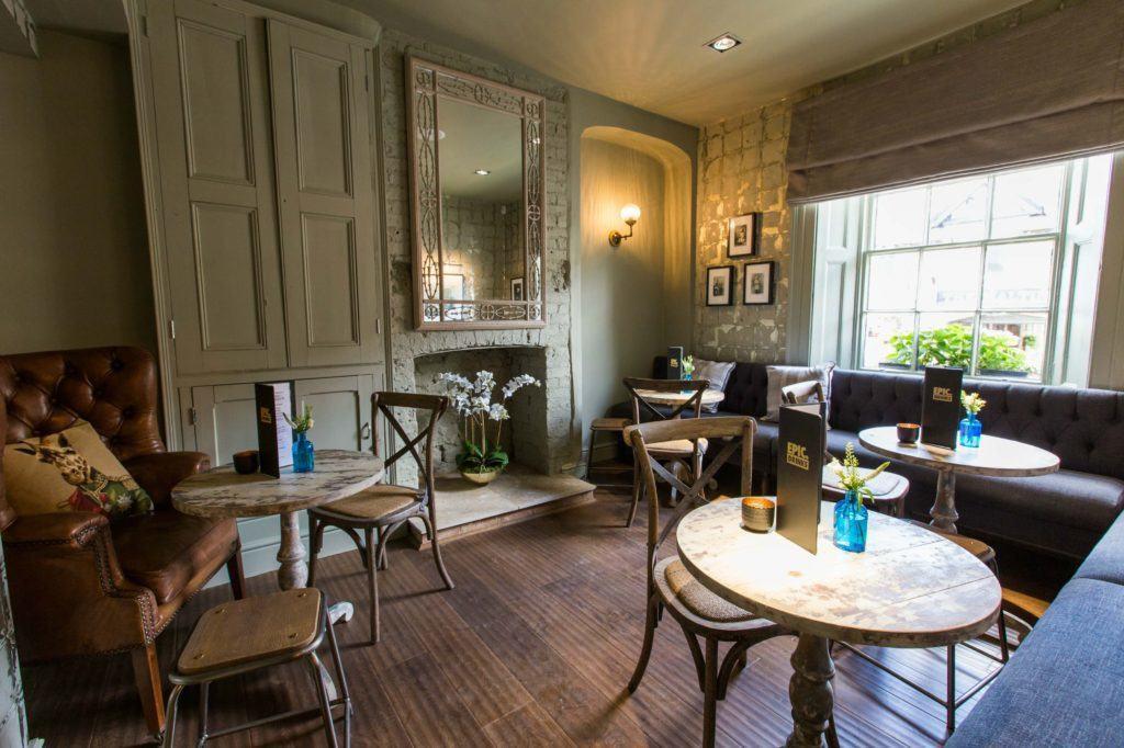 Bed and Breakfast Mill Street Pub & Kitchen Оакхам Экстерьер фото